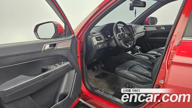 KG_Mobility_Ssangyong Rexton 2019 thumb 10