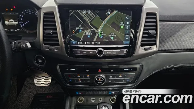 KG_Mobility_Ssangyong Rexton 2019 thumb 12