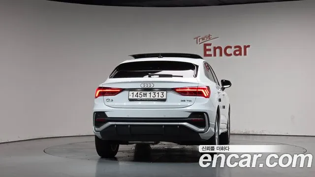 Audi Q3 2023 thumb 3