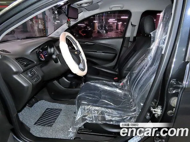 Chevrolet Spark 2017 thumb 6