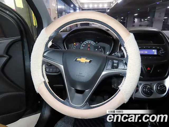 Chevrolet Spark 2017 thumb 8