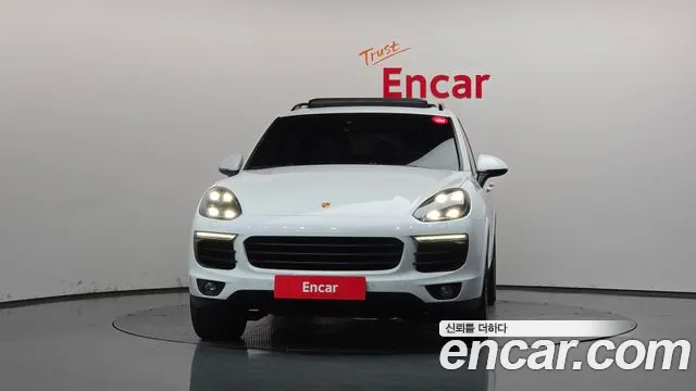 Porsche Cayenne 2017 thumb 3