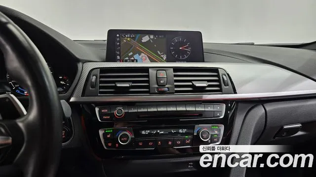 BMW 3 серии 2018 thumb 12