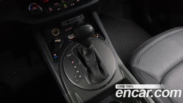 Kia Sportage 2010 thumb 9