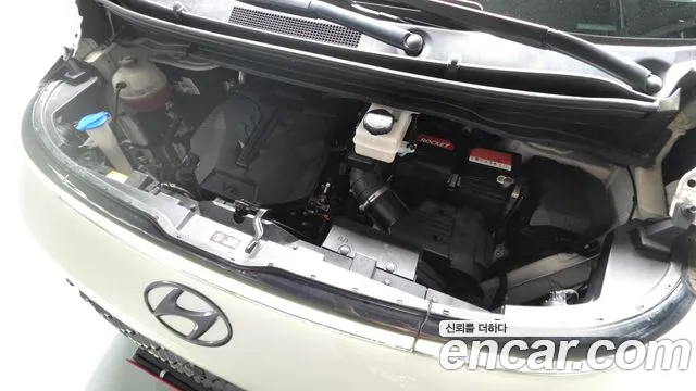 Hyundai Staria 2022 thumb 6