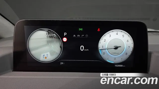 Hyundai Staria 2022 thumb 8