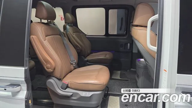 Hyundai Staria 2022 thumb 11