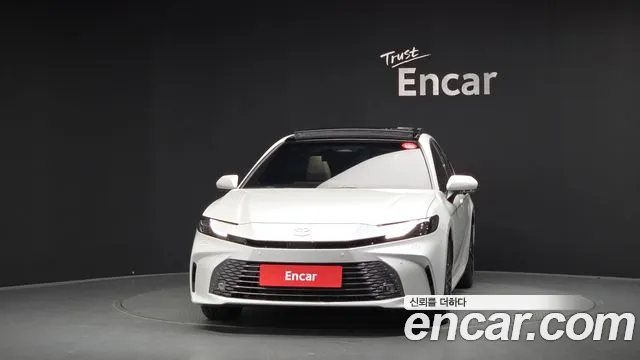 Toyota Camry 2026 thumb 3