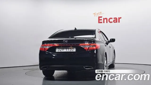Hyundai Grandeur 2011 thumb 4