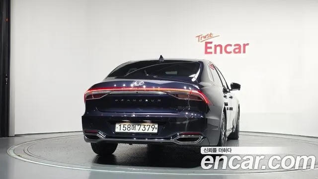 Hyundai Grandeur 2020 thumb 4