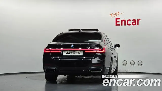 BMW 7 серии 2019 thumb 3