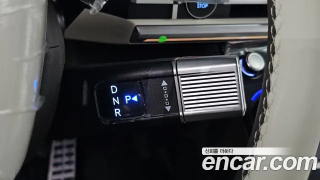 Hyundai Santa Fe 2024 thumb 9