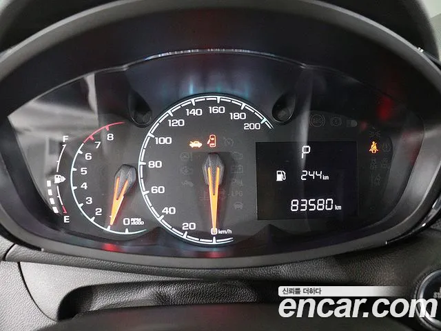 Chevrolet Spark 2017 thumb 6