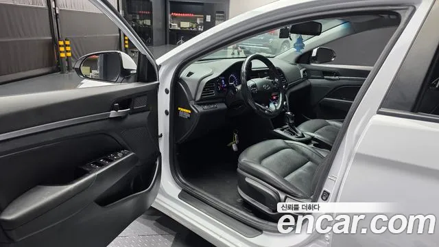 Hyundai Avante 2019 thumb 10