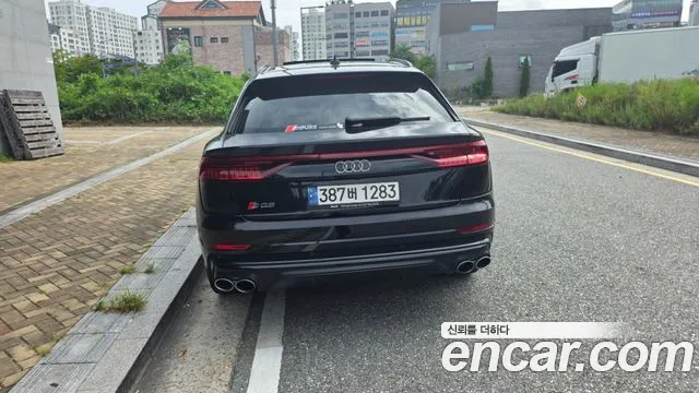 Audi SQ8 2020 thumb 2