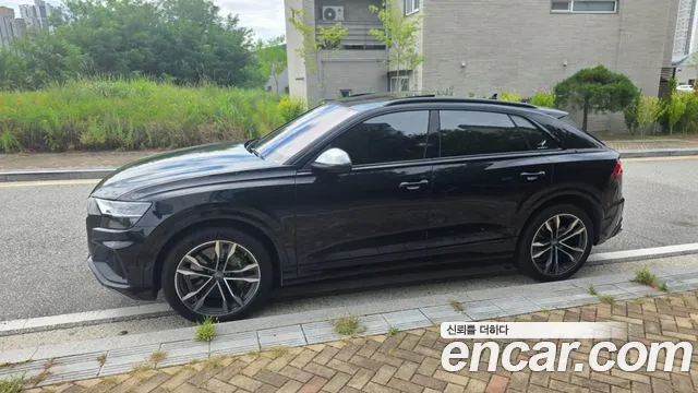 Audi SQ8 2020 thumb 3
