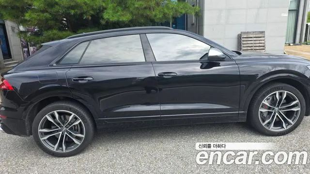 Audi SQ8 2020 thumb 4