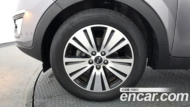 Kia Sportage 2014 thumb 5