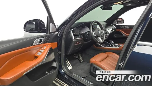 BMW X7 2021 thumb 10