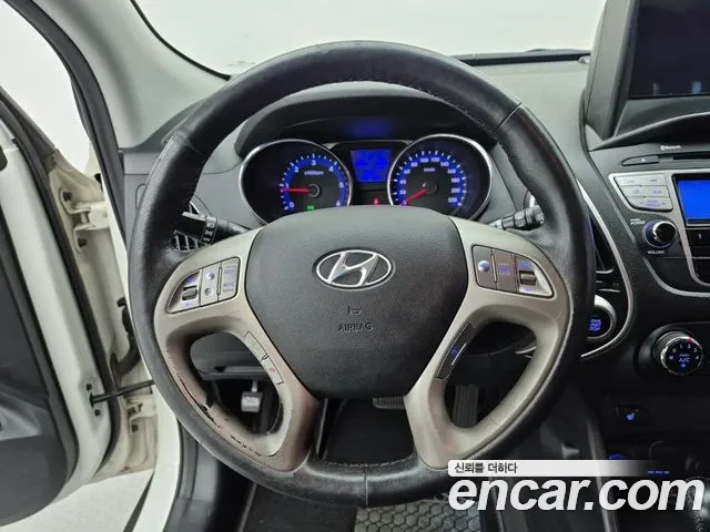 Hyundai Tucson 2012 thumb 9