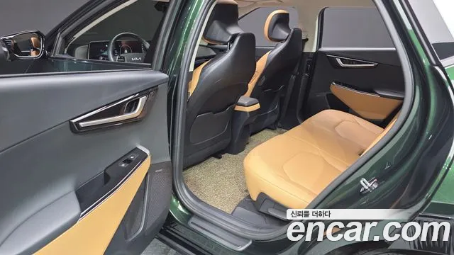 Kia EV6 2022 thumb 12