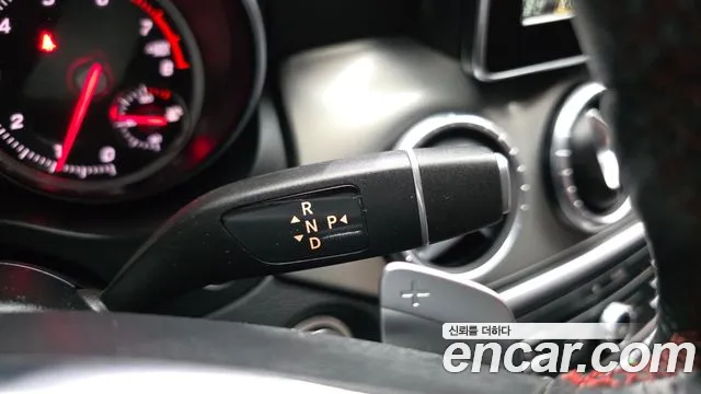 Mercedes-Benz CLA 2017 thumb 9