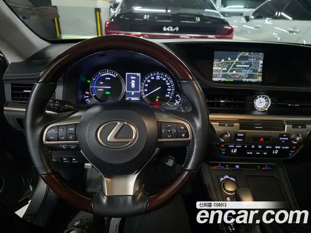 Lexus ES 2018 thumb 6