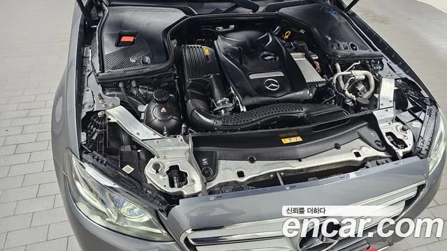 Mercedes-Benz E-Класс 2019 thumb 6