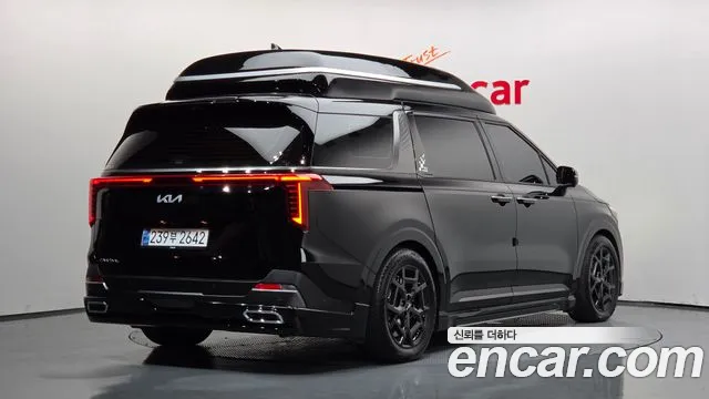 Kia Carnival 2025 thumb 2