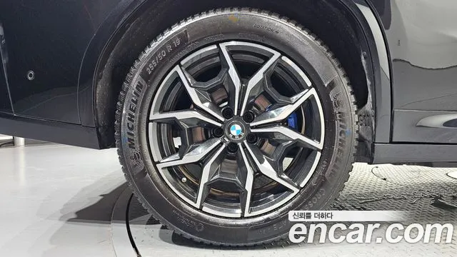BMW X4 2023 thumb 5