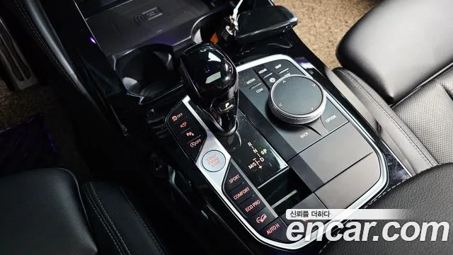 BMW X4 2023 thumb 9