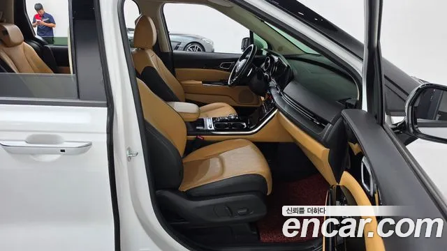 Kia Carnival 2020 thumb 11