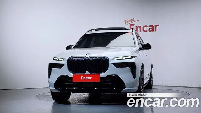 BMW X7 2024 thumb 3