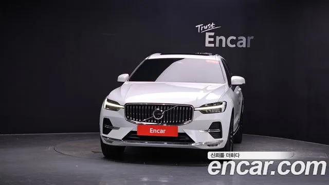 Volvo XC60 2024 thumb 2