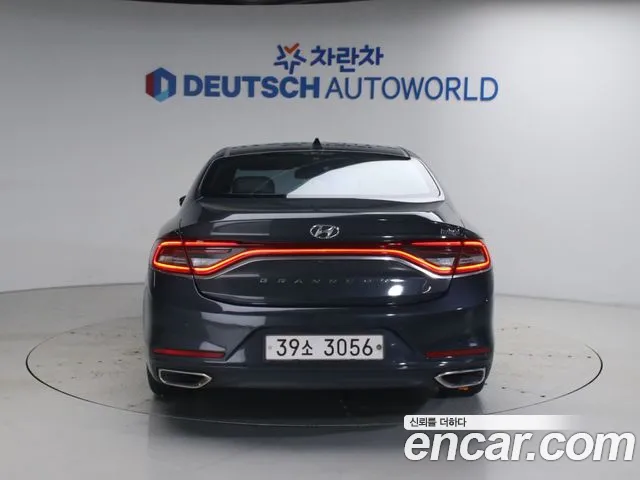 Hyundai Grandeur 2017 thumb 4