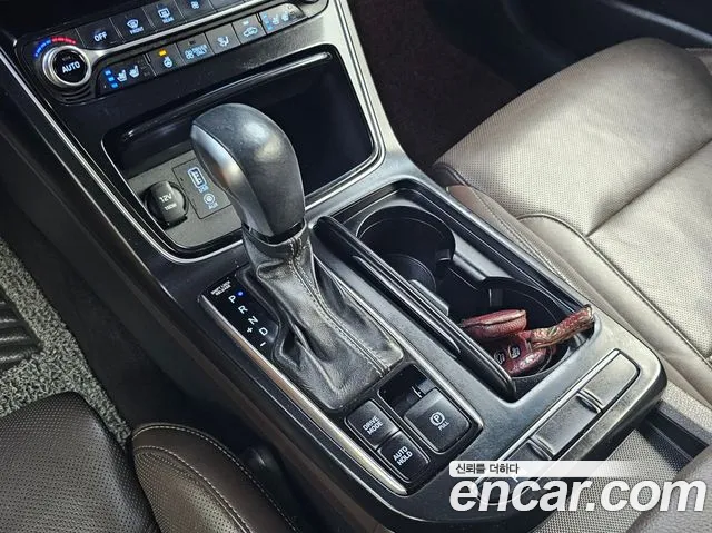 Hyundai Grandeur 2017 thumb 9