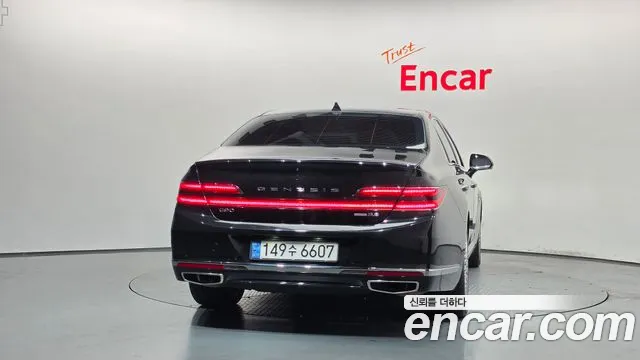 Genesis G90 2018 thumb 4