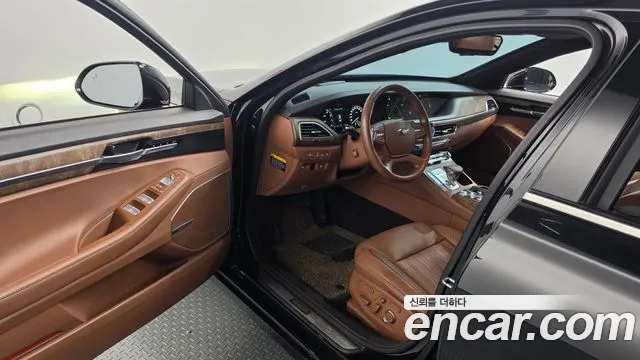 Genesis G90 2018 thumb 10
