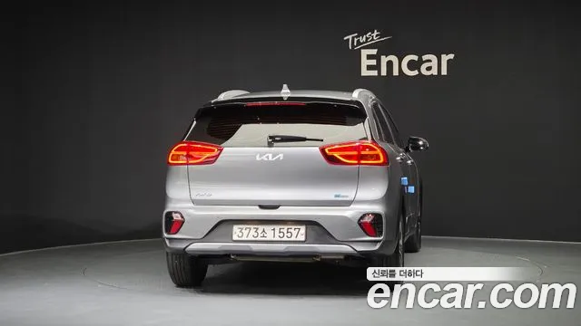 Kia Niro 2021 thumb 4