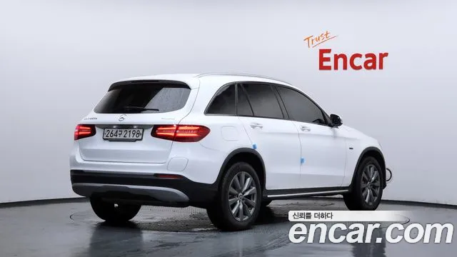 Mercedes-Benz GLC 2018 thumb 2