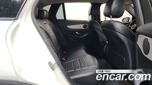 Mercedes-Benz GLC 2018 thumb 11