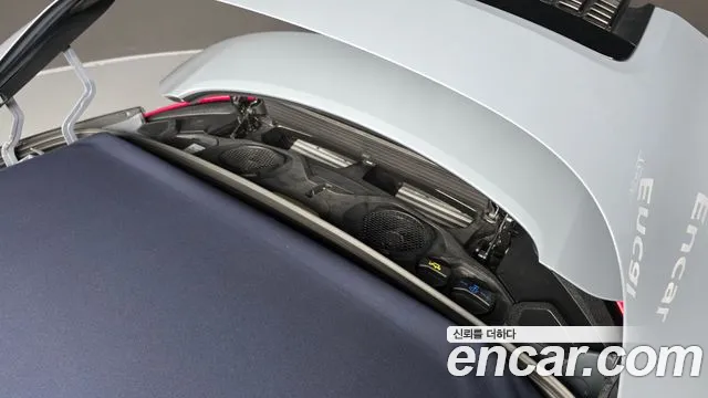 Porsche 911 2023 thumb 6