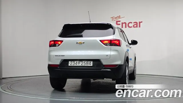 Chevrolet TrailBlazer 2021 thumb 4