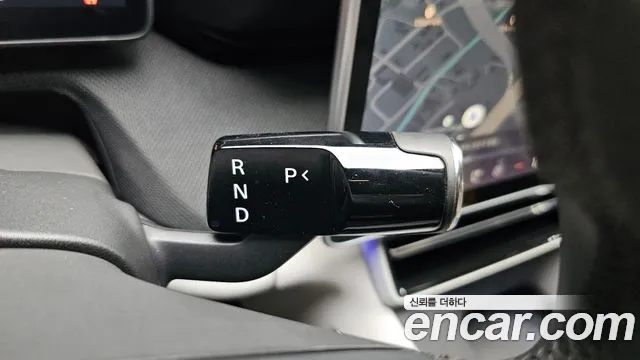 Polestar 4 2025 thumb 8