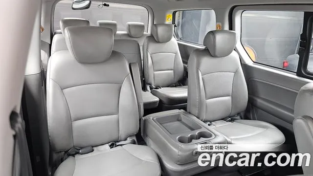 Hyundai Starex 2019 thumb 12