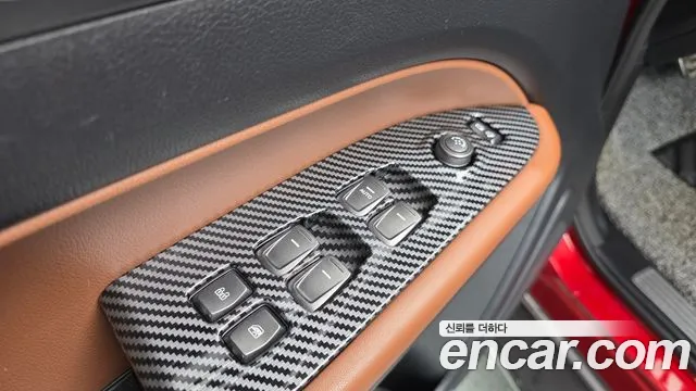 KG_Mobility_Ssangyong Rexton 2019 thumb 12