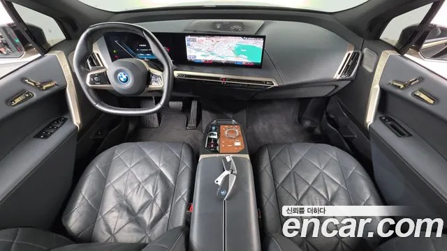 BMW iX 2021 thumb 7