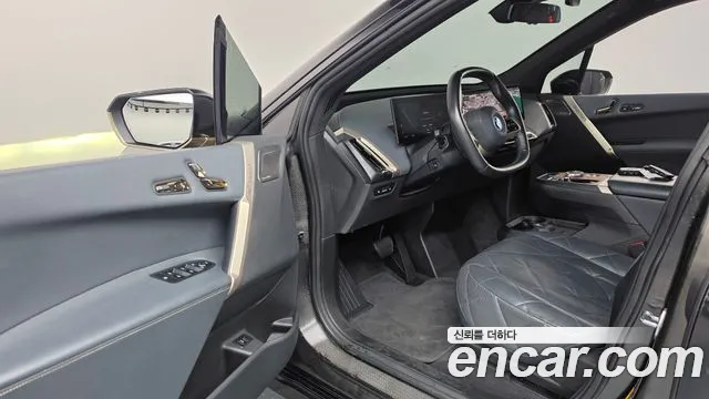 BMW iX 2021 thumb 10