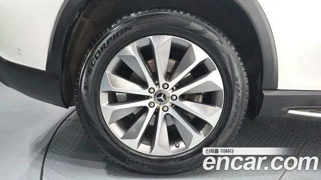 Mercedes-Benz GLE 2023 thumb 5