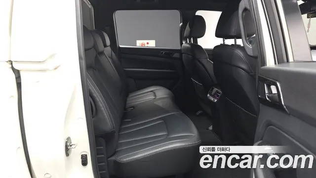 KG_Mobility_Ssangyong Rexton 2023 thumb 12